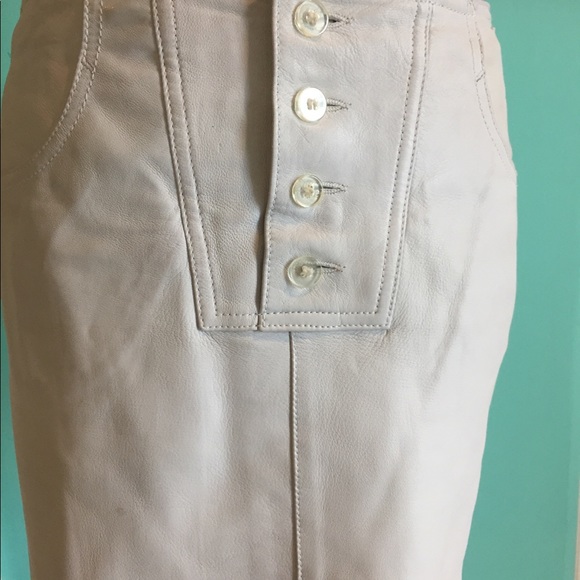 AJ-Armani Jeans eggshell Leather Mini Skirt - Picture 5 of 8